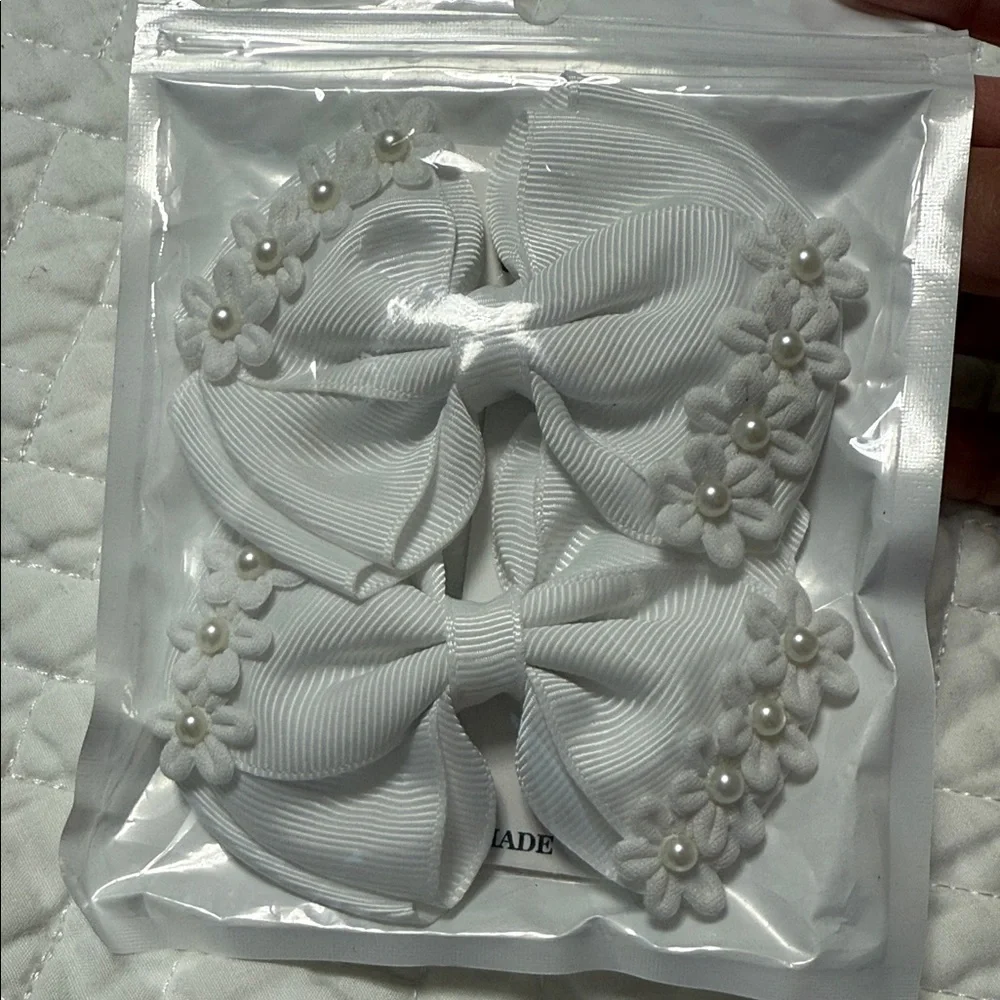 White Floral Pearl Bow Hair Clips - Set of 2